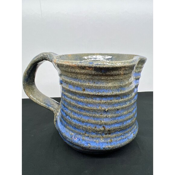 Handcrafted Ceramic Mug With Handle - Picture 3 of 6
